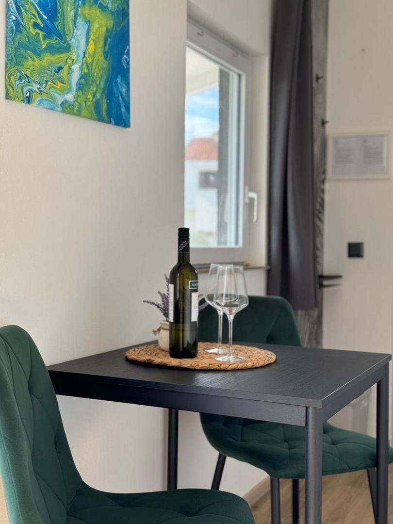 Charming Apartments Dodo Krk Town Esterno foto