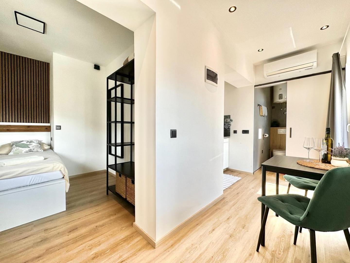 Charming Apartments Dodo Krk Town Esterno foto