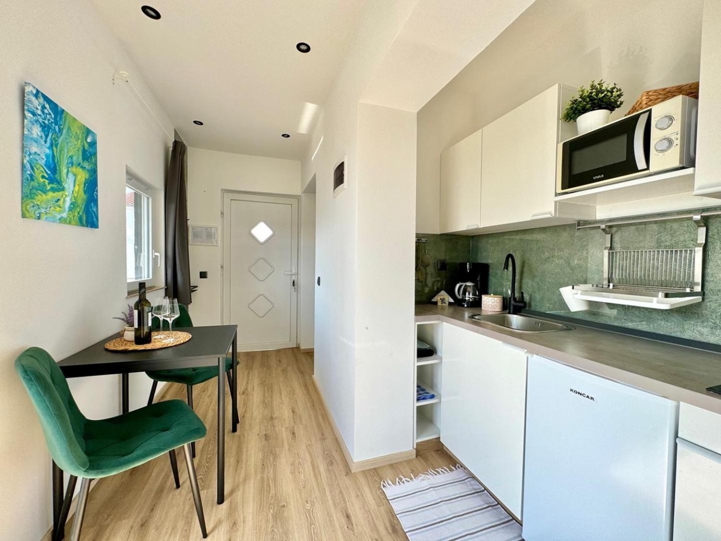 Charming Apartments Dodo Krk Town Esterno foto